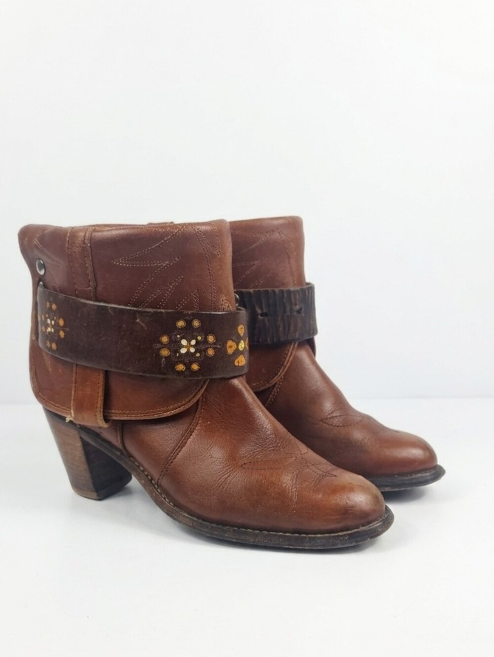 Canty Bandana Print Leather‎ Women's Booties Size 7